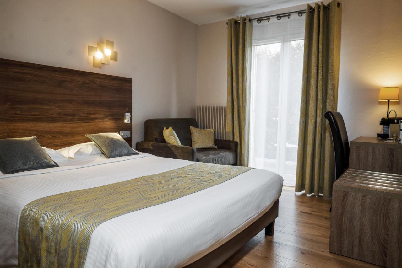 Logis Hotel Le Petit Casset La Boisse Eksteriør bilde