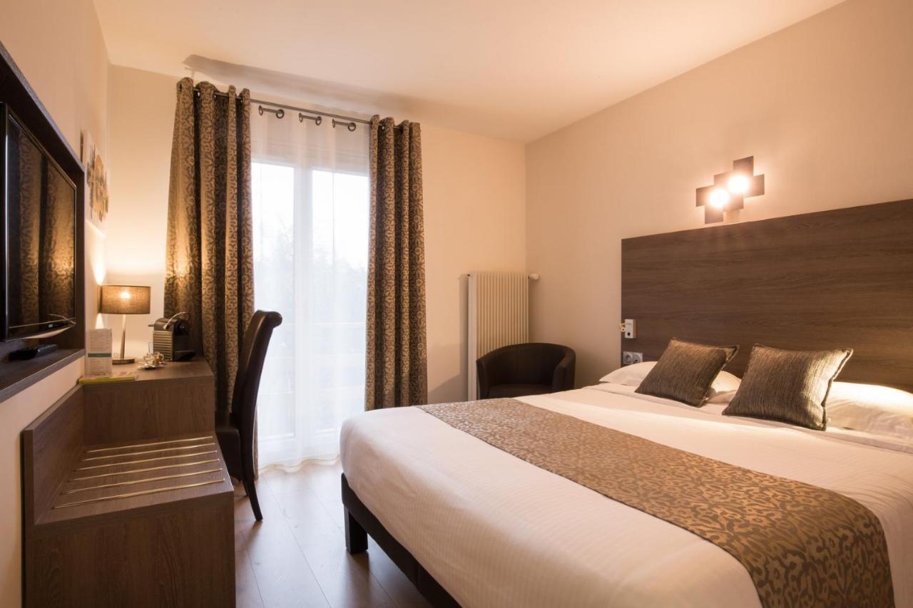 Logis Hotel Le Petit Casset La Boisse Eksteriør bilde