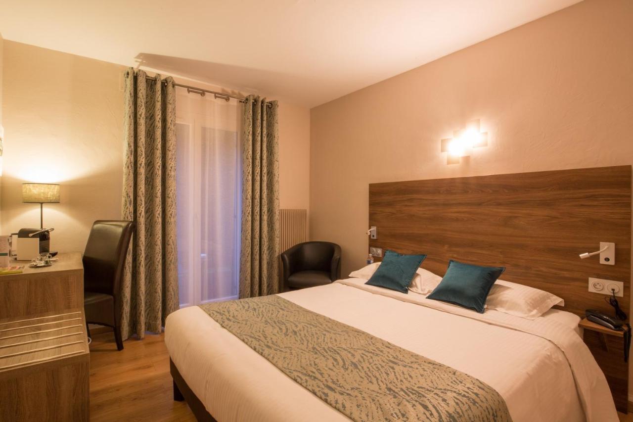 Logis Hotel Le Petit Casset La Boisse Eksteriør bilde