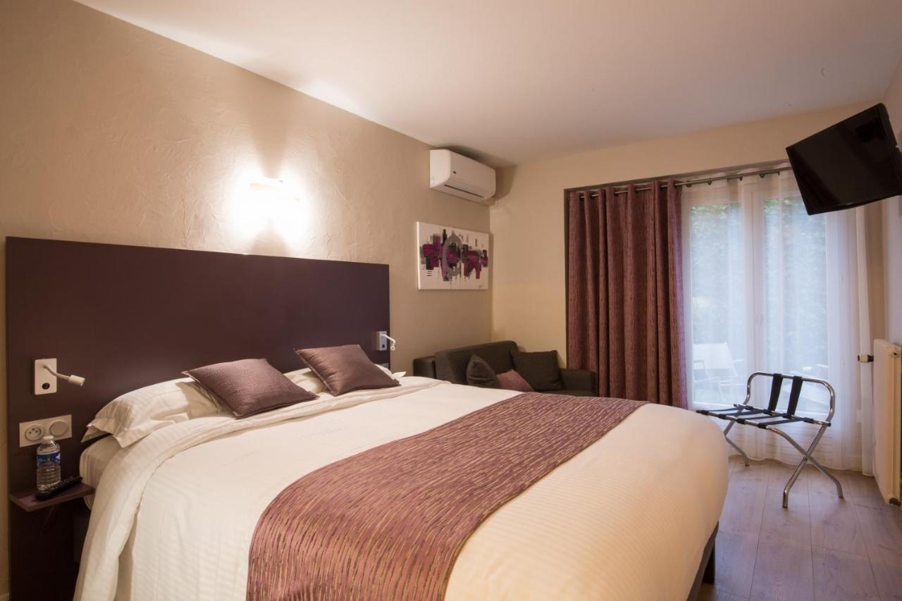 Logis Hotel Le Petit Casset La Boisse Eksteriør bilde